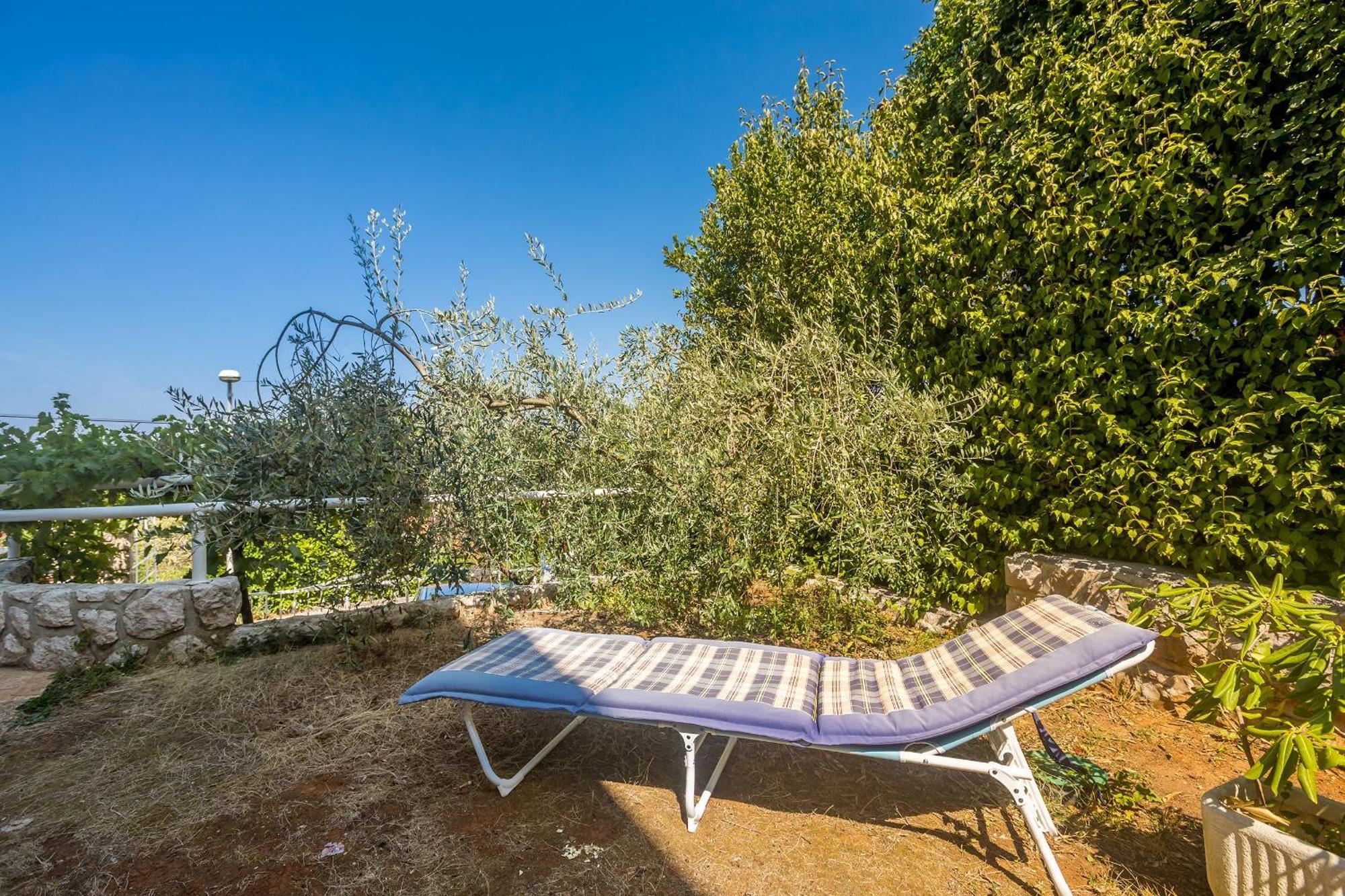 Apartments With A Parking Space Njivice, Krk - 5325 מראה חיצוני תמונה